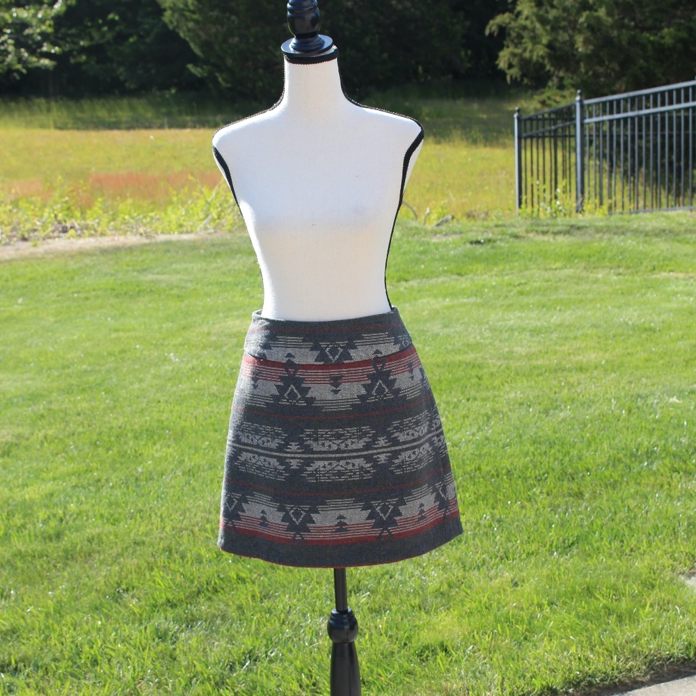 Dalia Collection Modern fit, aztec mini skirt ....